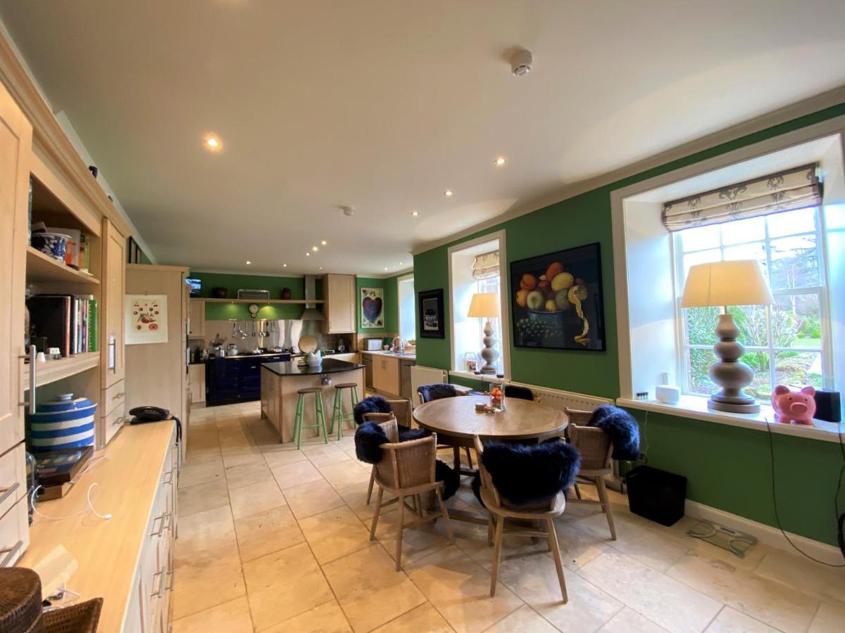 Carnell Country Estate & Holiday Cottages In Ayrshire Hurlford 外观 照片