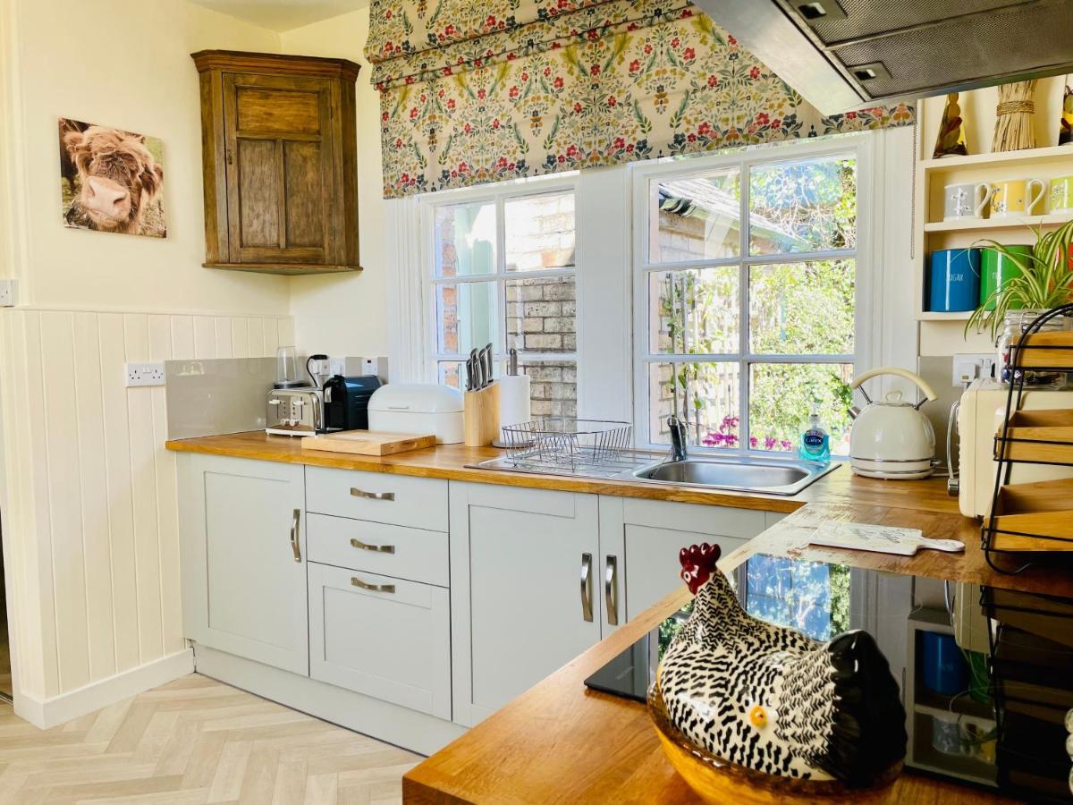 Carnell Country Estate & Holiday Cottages In Ayrshire Hurlford 外观 照片
