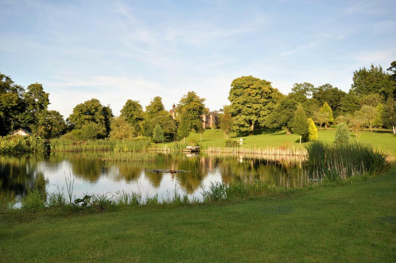 Carnell Country Estate & Holiday Cottages In Ayrshire Hurlford 外观 照片