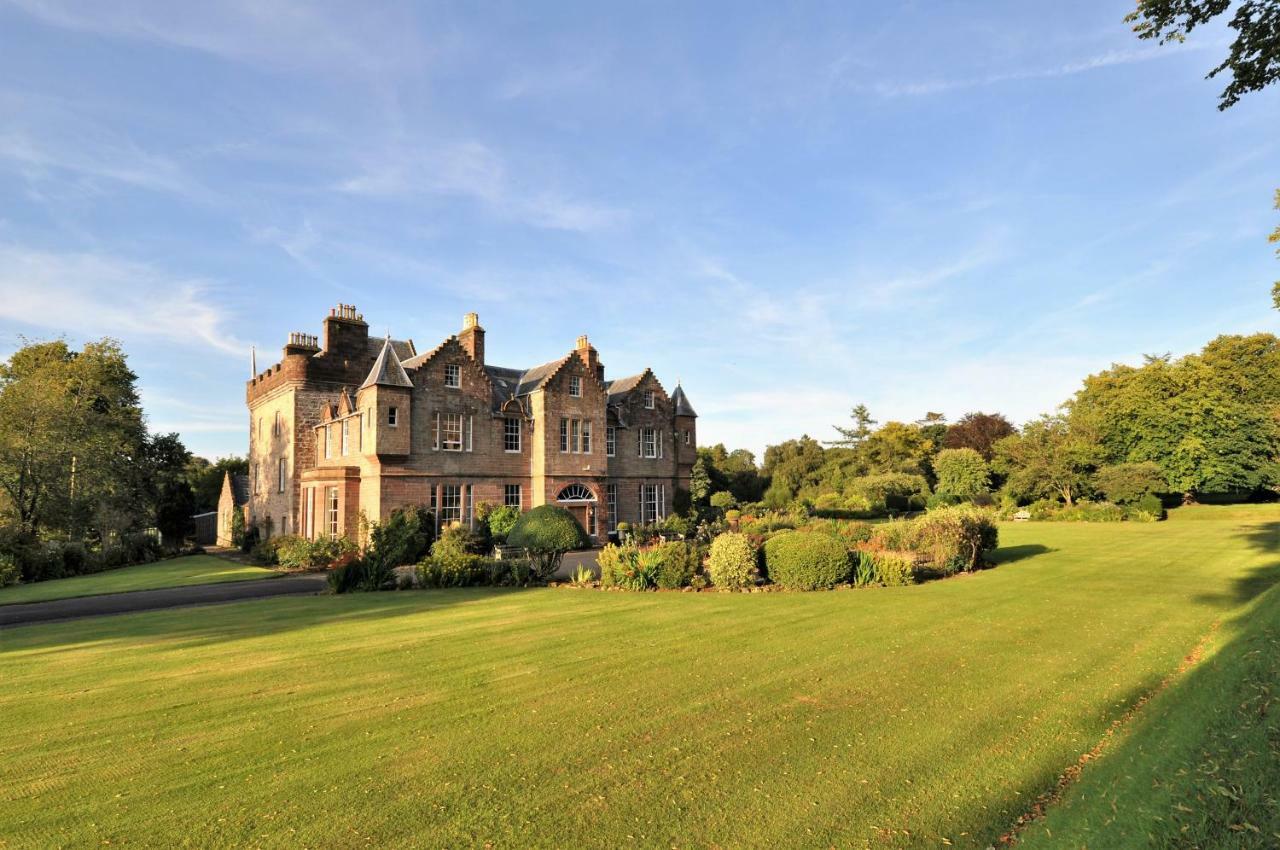 Carnell Country Estate & Holiday Cottages In Ayrshire Hurlford 外观 照片